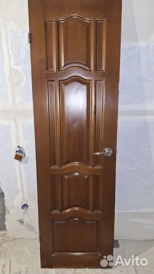 Двери межкомнатные б/у