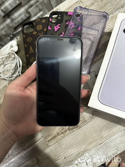 Телефон iPhone 11 128 gb