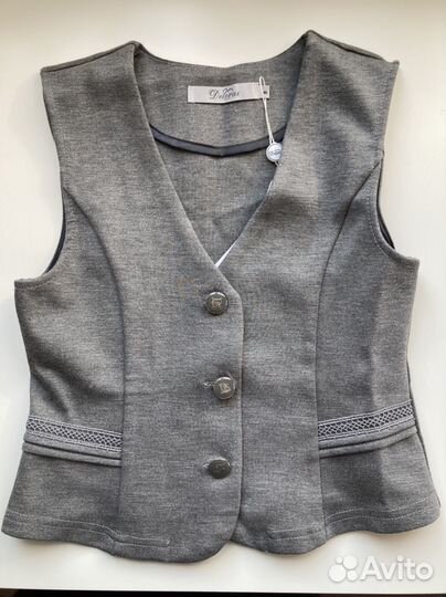 Жилетка для девочки новая