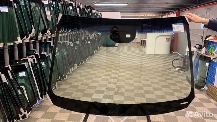 Лобовое стекло Шевроле Круз