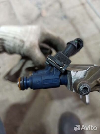 Топливные форсунки Вольво S80