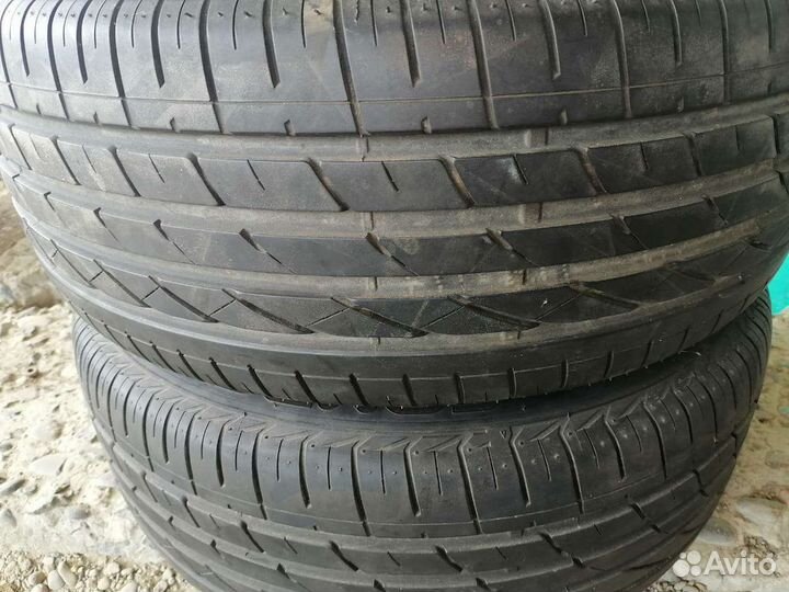 Accelera 651 255/7 R44 204V