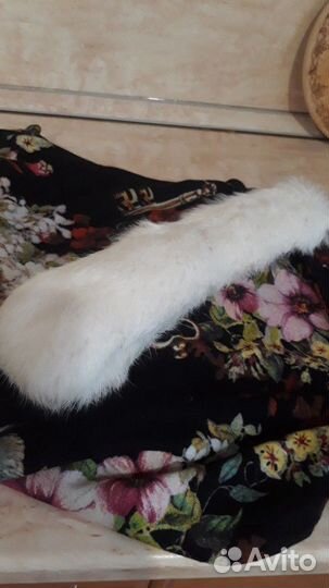 Капор с меховой опушкой кролик