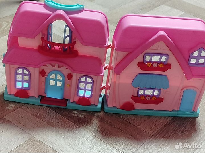 Кукольный домик