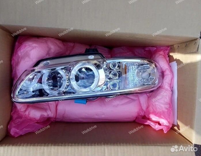 Фары Chrysler Caravan Voyager 3 95-01 AE хром