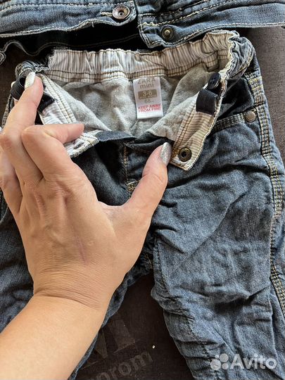 Джинсовый комбинезон для малыша