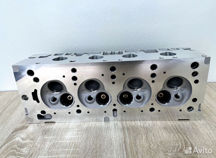 Головка Logan Renault 1.4/1.6 8 кл. новая u-0689