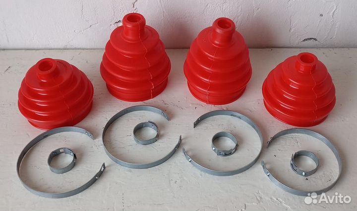 Пыльники нива, полиуретан 4шт.+хомуты