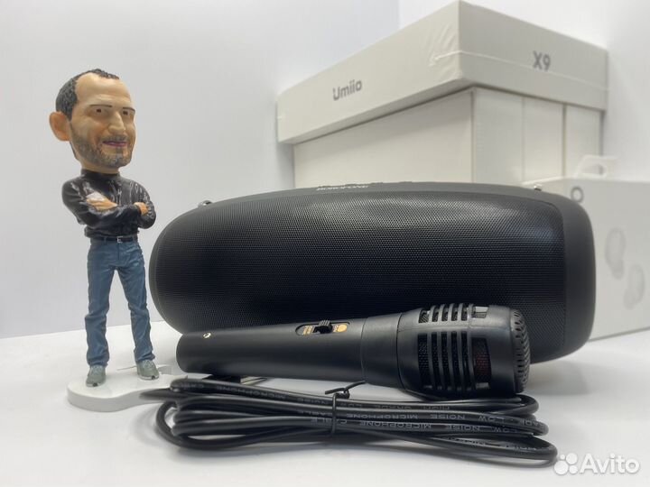 Музыкальная колонка Borofone с караоке микрофоном