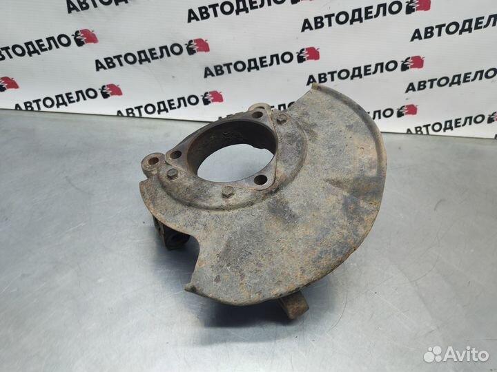 Кулак поворотный Daewoo Magnus 1999 г.в