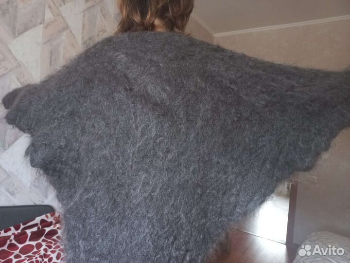 Шаль пуховая новая