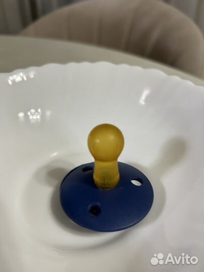 Пустышка Bibs (от 6 мес.)