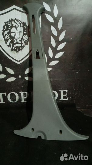 Накладка средней стойки Renault Logan 1