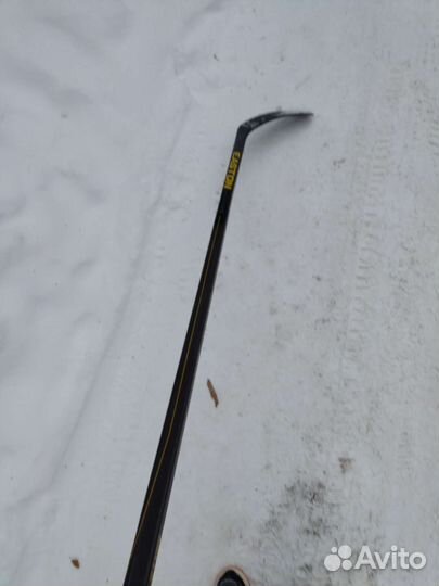Клюшка хоккейная