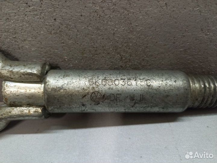 Скоба буксировочная Volkswagen Polo 2012