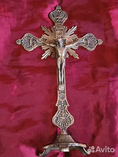 Распятие Крест