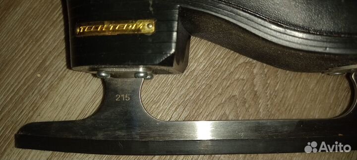 Коньки фигурные