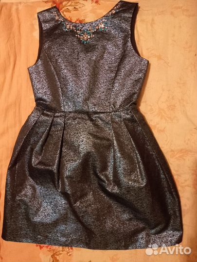 Платье для девочки нарядное