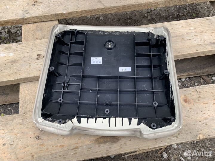 Крышка подлокотника Range Rover L322 рестайл