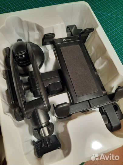 Автомобильный держатель для планшета