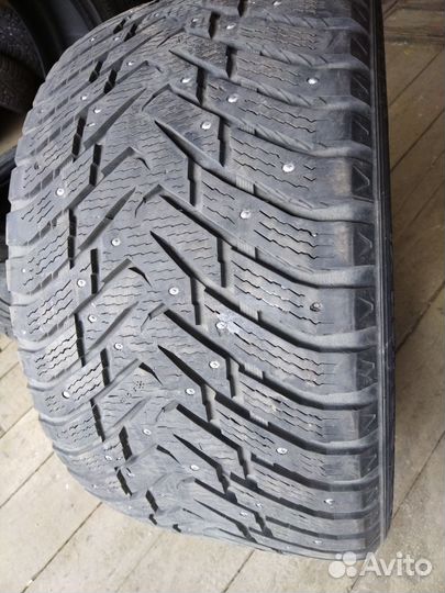 Nokian Tyres Hakkapeliitta 8 SUV 315/35 R20 110T