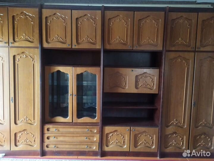 Румынская стенка