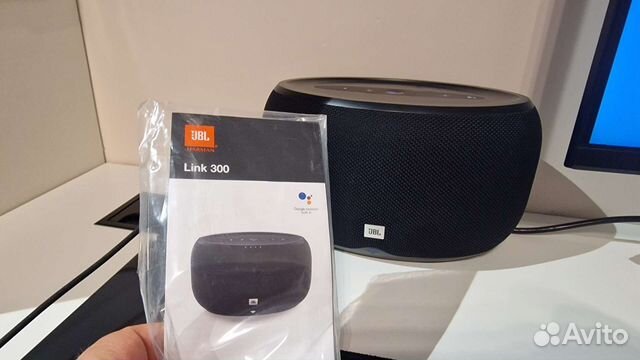 Умная колонка JBL Link 300 Google assist