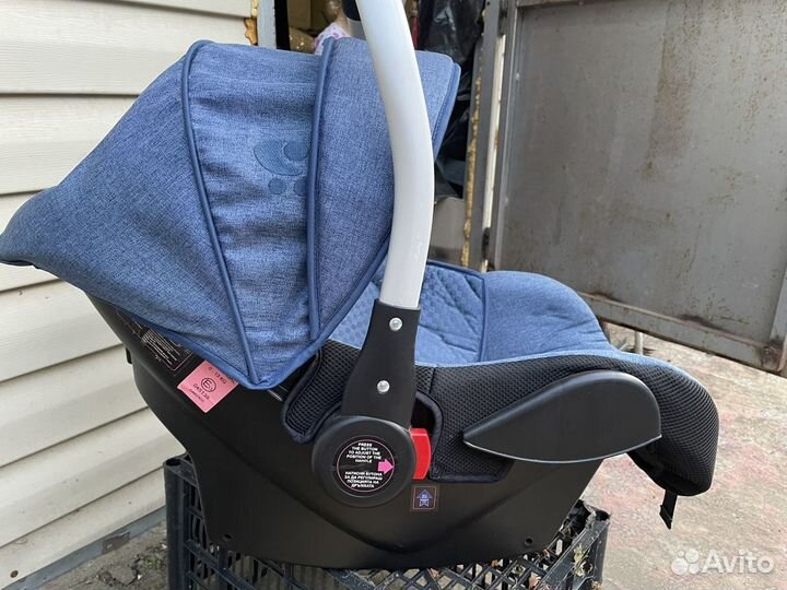 Автокресло-переноска Lorelli Delta