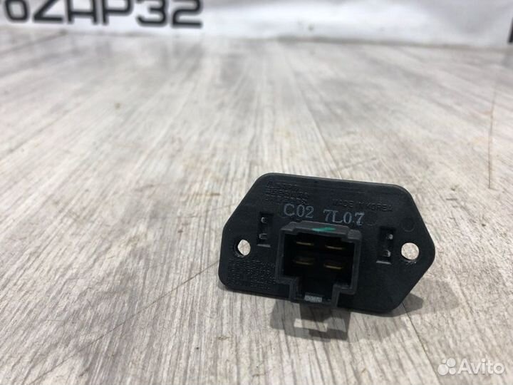 Резистор печки Nissan Almera Classic B10 QG16 2012