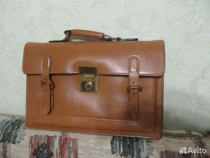 Портфель натуральная кожа.япония 1945г
