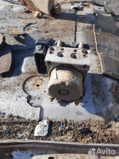 Блок абс mazda mpv