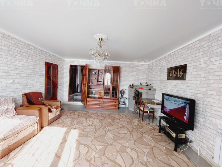 Дом 158,8 м² на участке 9,2 сот.