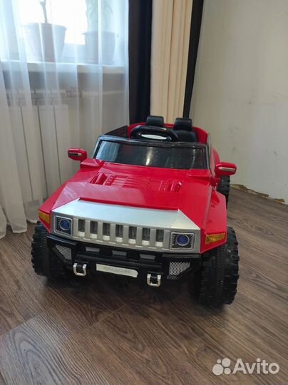 Детский электромобиль