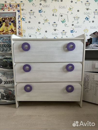 Продам комод и шкаф для детской комнаты