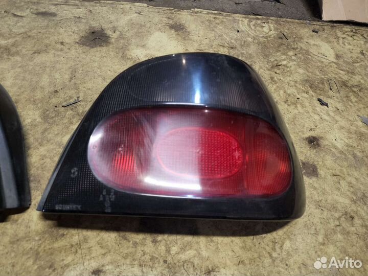 Задние фонари пара Renault Megan 1 хэтчбек