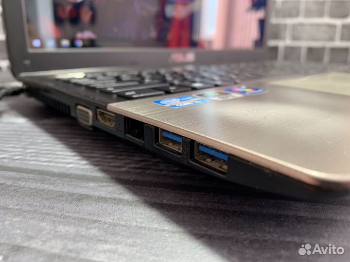 Игровой ноутбук Asus i5/8gb/2видеокарты