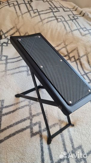 Подставка под ногу гитариста