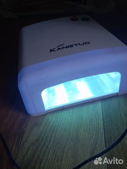 Лампа для ногтей