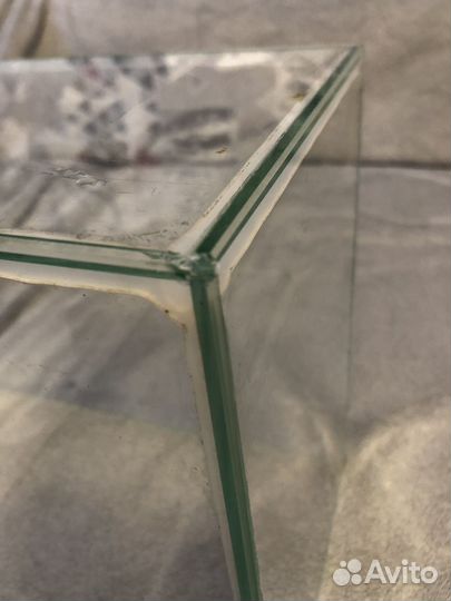 Аквариум 15 литров.Отдам с оборудованием