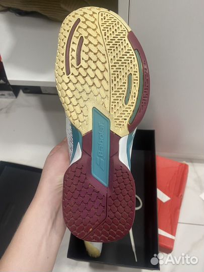 Кроссовки для большого тенниса женские