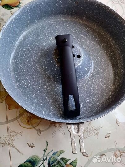 Сковорода новая