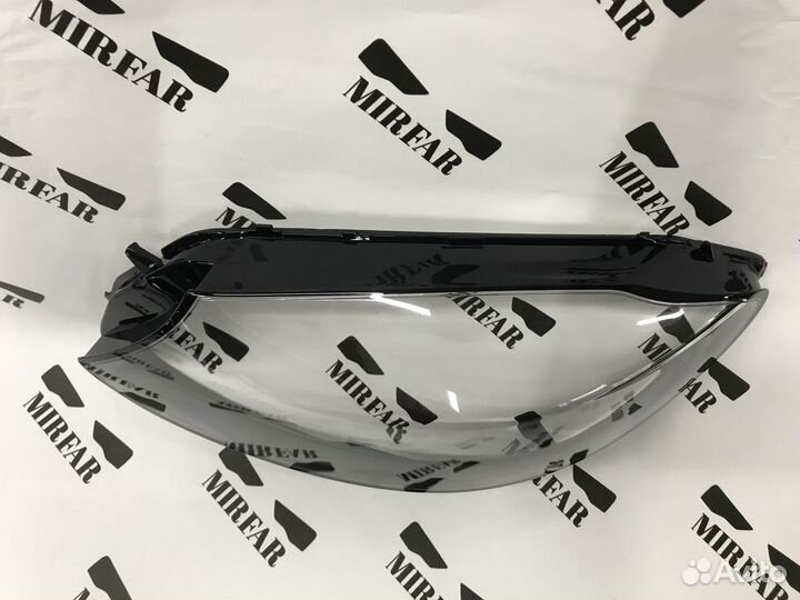 Левое стекло фары Mercedes-Benz C klasse w205