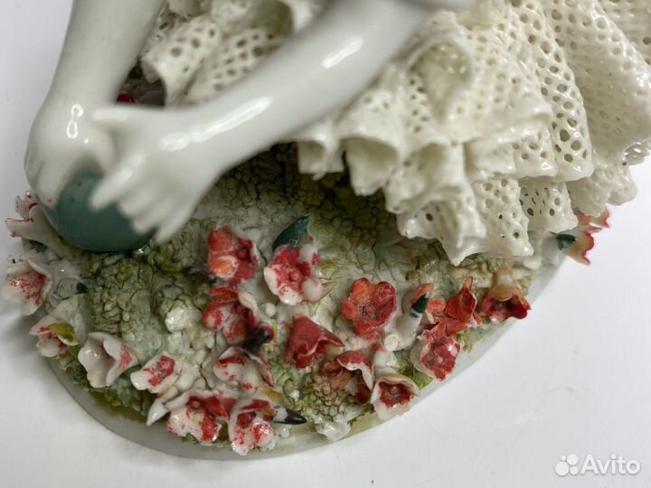 Фарфоровая статуетка кружевница sitzendorf