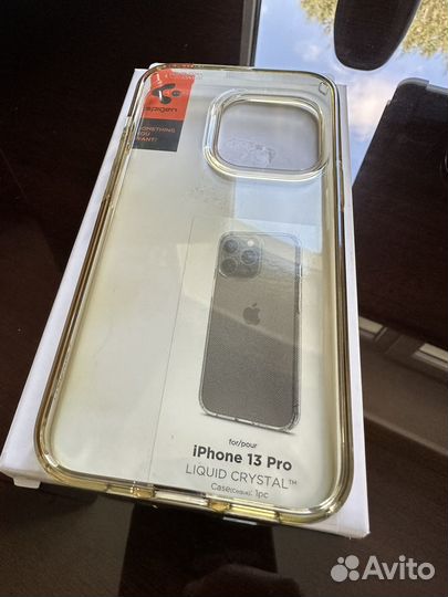 Чехол на iPhone 13 pro Spigen оригинал