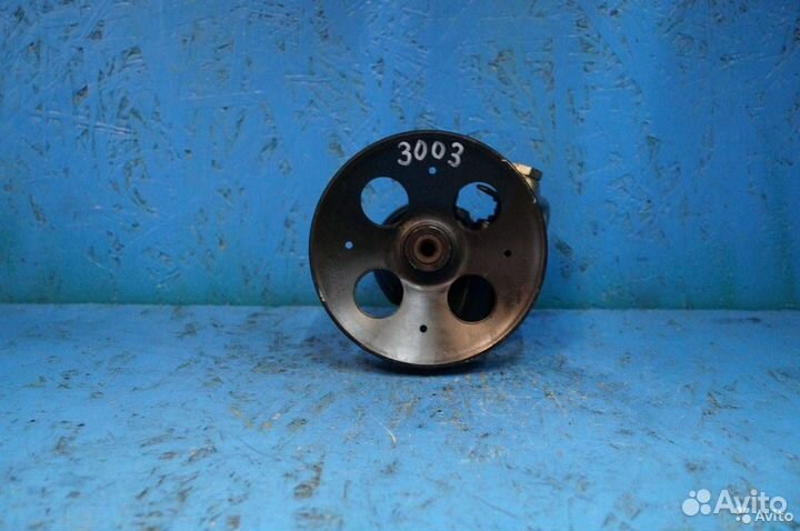 Насос гидроусилителя руля Opel Vectra B 90495957