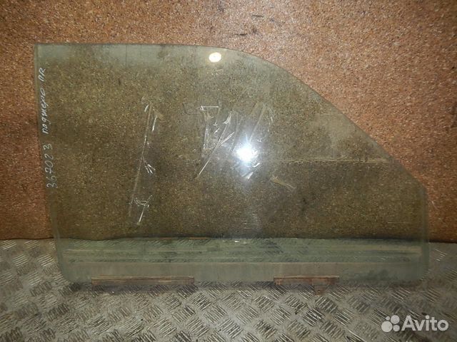 Стекло двери передней правой, Mitsubishi (Митсубис