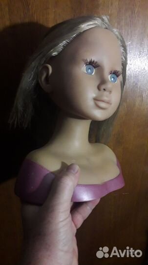 Кукла большая бюст