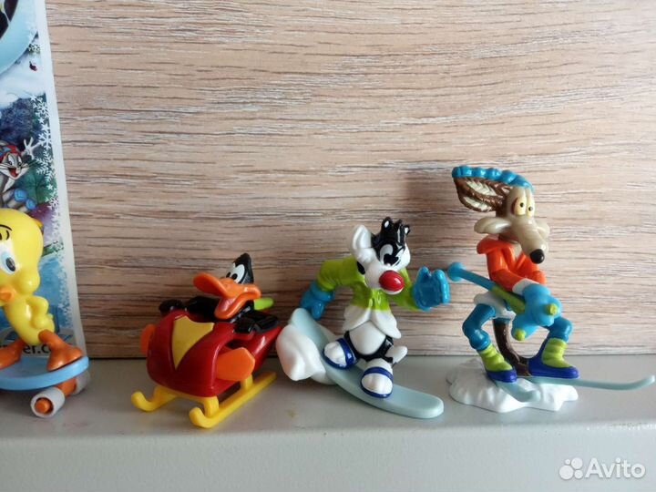 Серия Луни Тюнз Зимние виды спорта