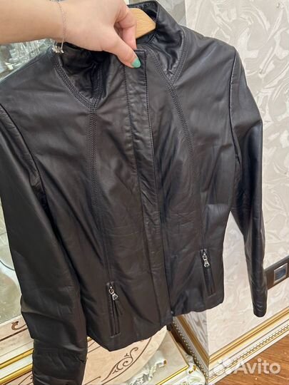 Куртка кожаная женская