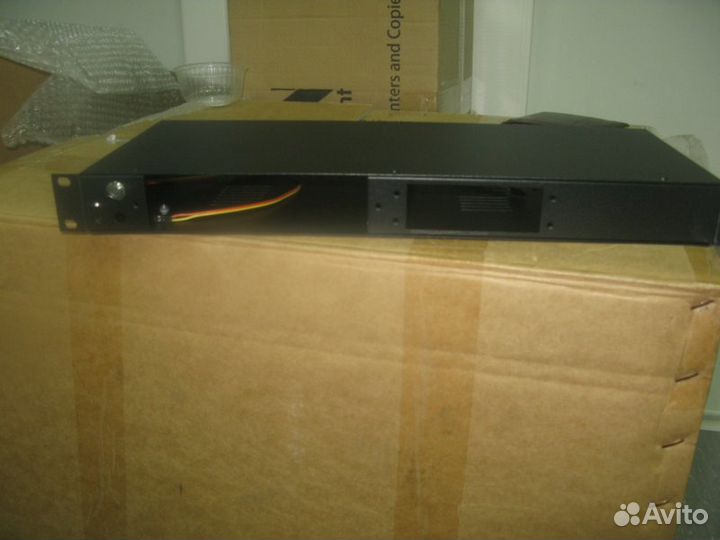 Корпус для mini-ITX мат плат